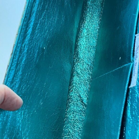 Michelle Monroe RARE Croc Embossed Clutch with Chain Shoulder Strap - Picture 9 of 13